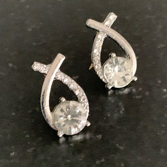 Mermaid Fishtail Earrings, Cubic Zirconia Mermaidcore Criss Cross Silver Tone - Picture 3 of 11